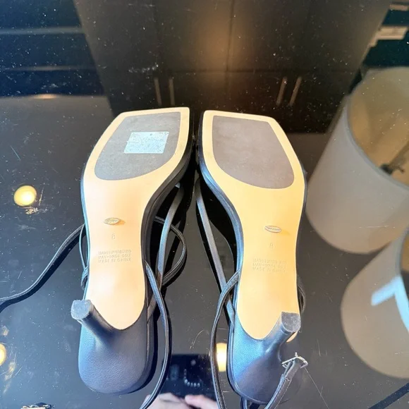 Tony Bianco Avi Heels in Black Como | LIKE NEW - Picture 10 of 11